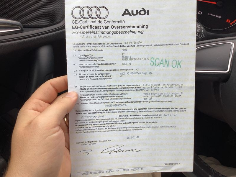 Audi A1 1.6 TDI Attraction 2010 – снимка 22