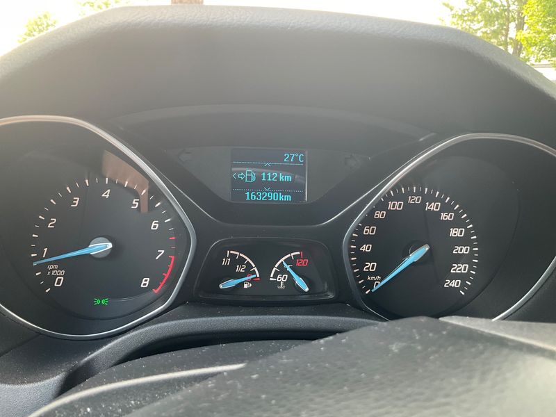 Ford Focus 1.6 EcoBoost Titanium 2012 – снимка 4