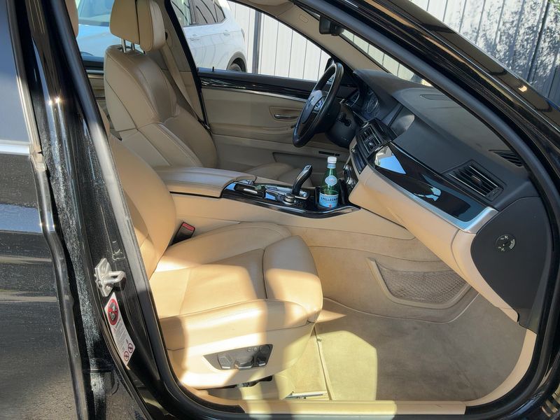 BMW 5er 528i 2010 – снимка 16