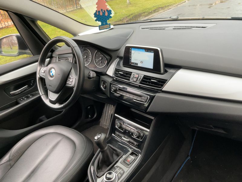 BMW 2er 216d Gran Tourer Advantage 2017 – снимка 17