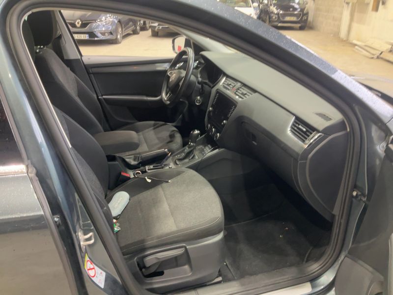 Skoda Octavia 1.5 TSI ACT Edition 2019 – снимка 16