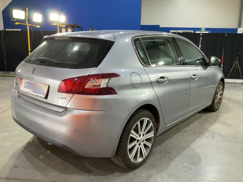 Peugeot 308 1.6 Blue-HDi Allure 2016 – снимка 8