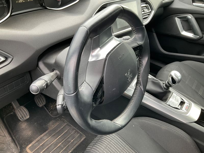 Peugeot 308 1.6 Blue-HDi Allure 2016 – снимка 25