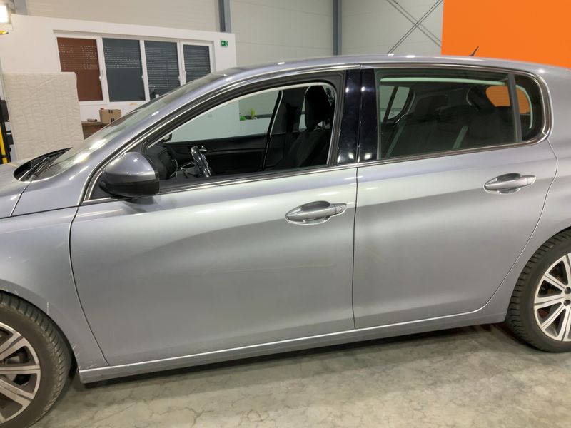 Peugeot 308 1.6 Blue-HDi Allure 2016 – снимка 4