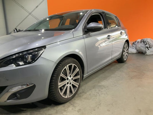 Peugeot 308 1.6 Blue-HDi Allure 2016 – снимка 2