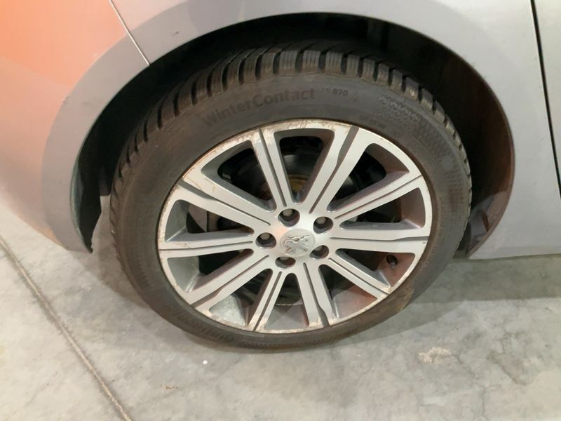 Peugeot 308 1.6 Blue-HDi Allure 2016 – снимка 9
