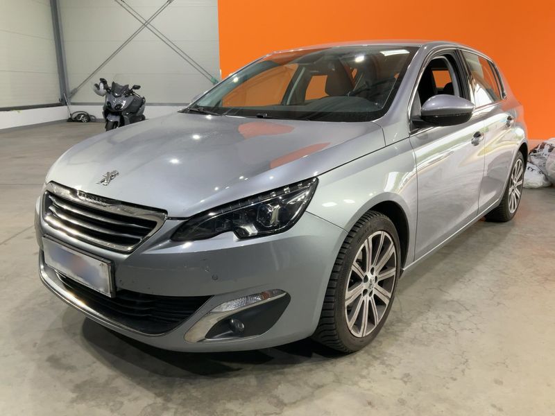 Peugeot 308 1.6 Blue-HDi Allure 2016 – снимка 1