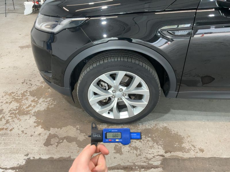 Land Rover Discovery Sport P300e Hybrid SE AWD 2023 – снимка 3