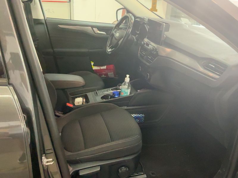 Ford Kuga 1.5 TDCi EcoBlue Titanium 2021 – снимка 16