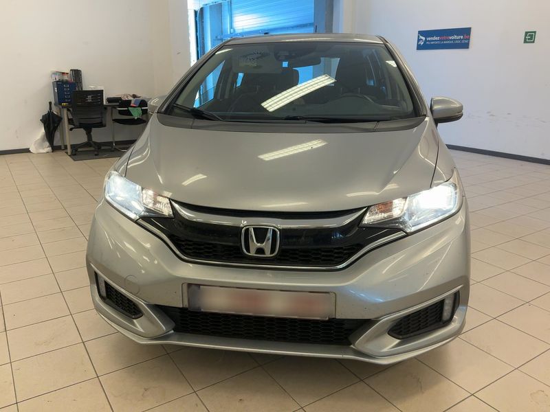 Honda Jazz 1.3 i-VTEC Trend 2018 – снимка 14