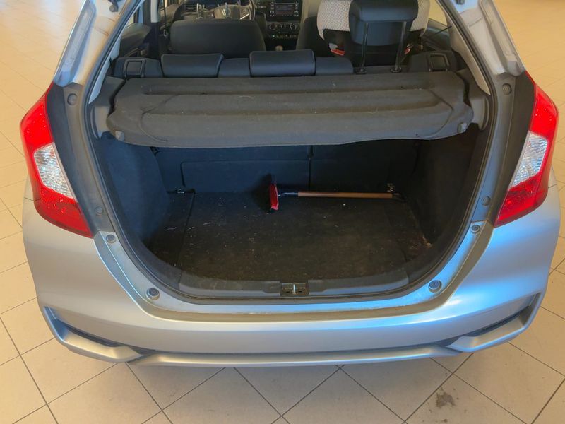 Honda Jazz 1.3 i-VTEC Trend 2018 – снимка 15