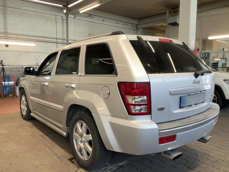 Jeep Grand Cherokee 5.7 V8 HEMI Overland 2007 – снимка 6