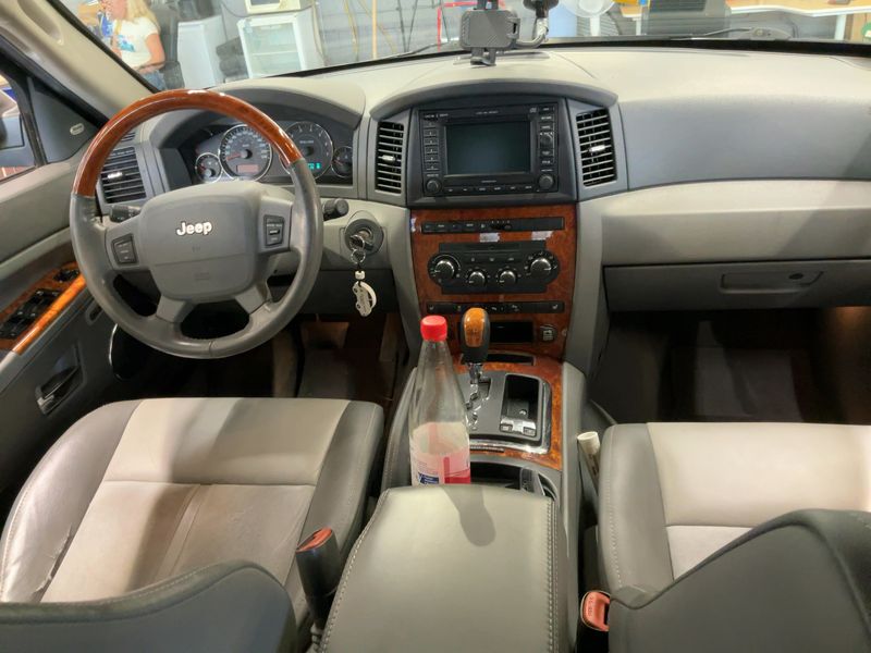 Jeep Grand Cherokee 5.7 V8 HEMI Overland 2007 – снимка 17