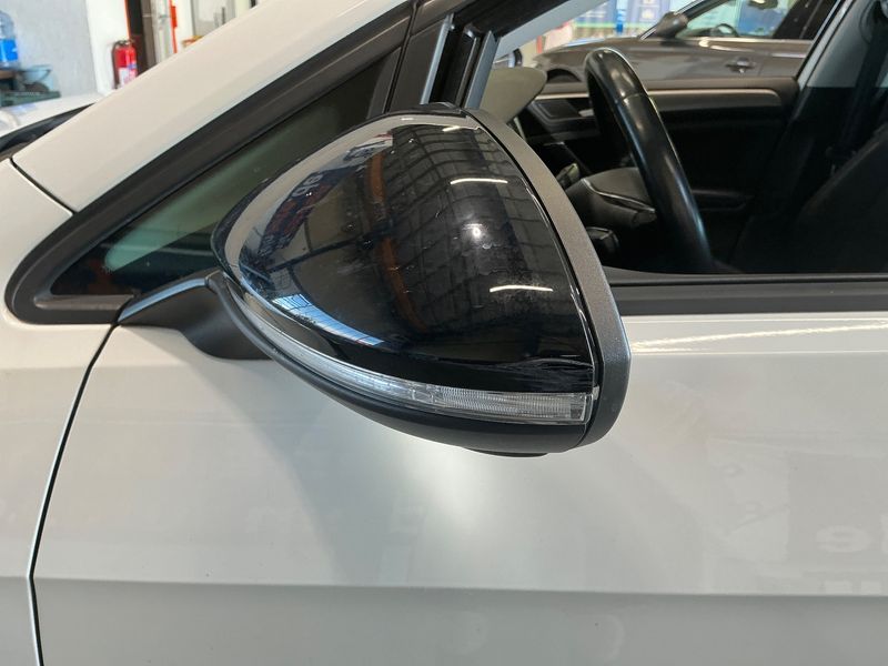 Volkswagen Golf VII 2.0 TDI Comfortline BlueMotion Tech 2015 – снимка 27