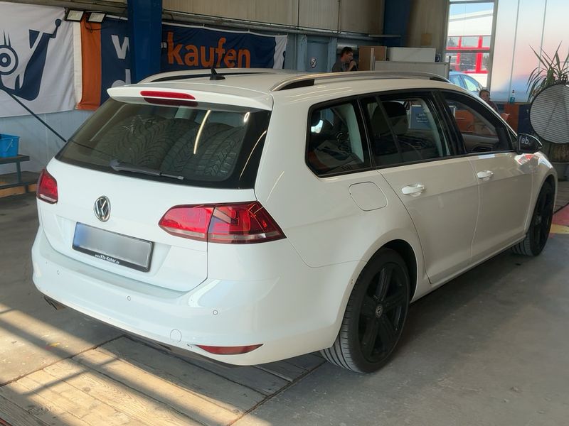 Volkswagen Golf VII 2.0 TDI Comfortline BlueMotion Tech 2015 – снимка 8