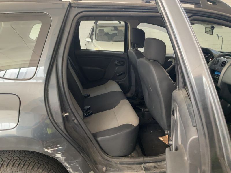 Dacia Duster 1.5 dCi Ambiance 4x2 2014 – снимка 19