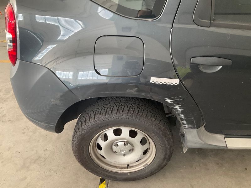 Dacia Duster 1.5 dCi Ambiance 4x2 2014 – снимка 23
