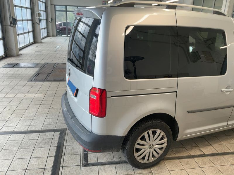 Volkswagen Caddy 2.0 TDI Trendline BlueMotion Tech 2018 – снимка 8