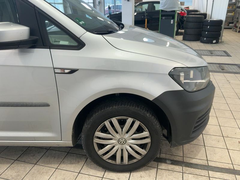 Volkswagen Caddy 2.0 TDI Trendline BlueMotion Tech 2018 – снимка 12