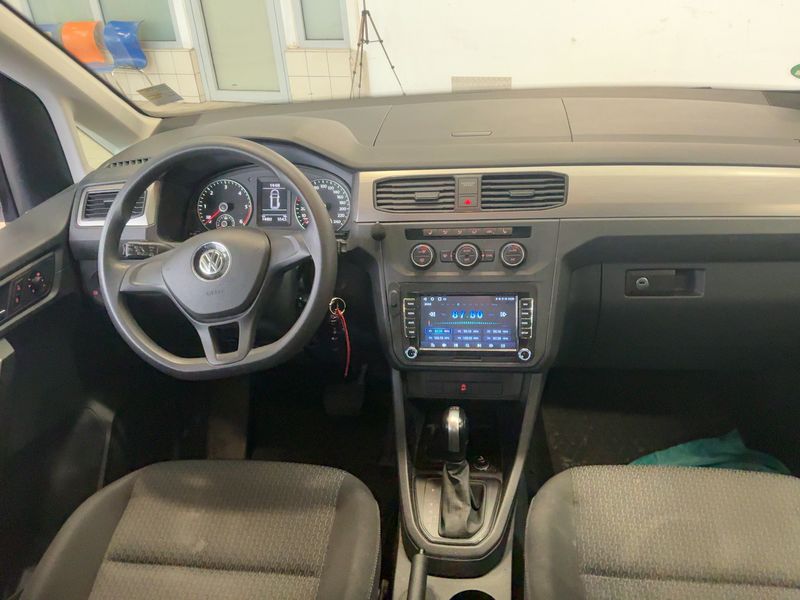 Volkswagen Caddy 2.0 TDI Trendline BlueMotion Tech 2018 – снимка 17