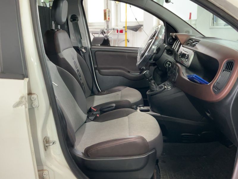 Fiat Panda 0.9 Cross 4x4 2015 – снимка 16