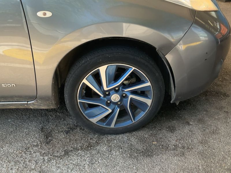Nissan Leaf electric drive 80 kW Basis 2015 – снимка 11