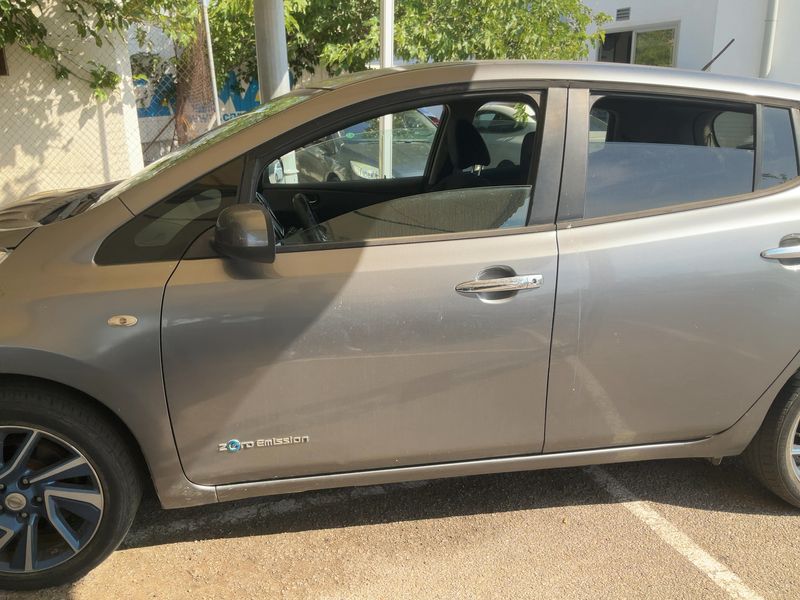 Nissan Leaf electric drive 80 kW Basis 2015 – снимка 4