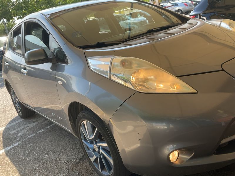 Nissan Leaf electric drive 80 kW Basis 2015 – снимка 12