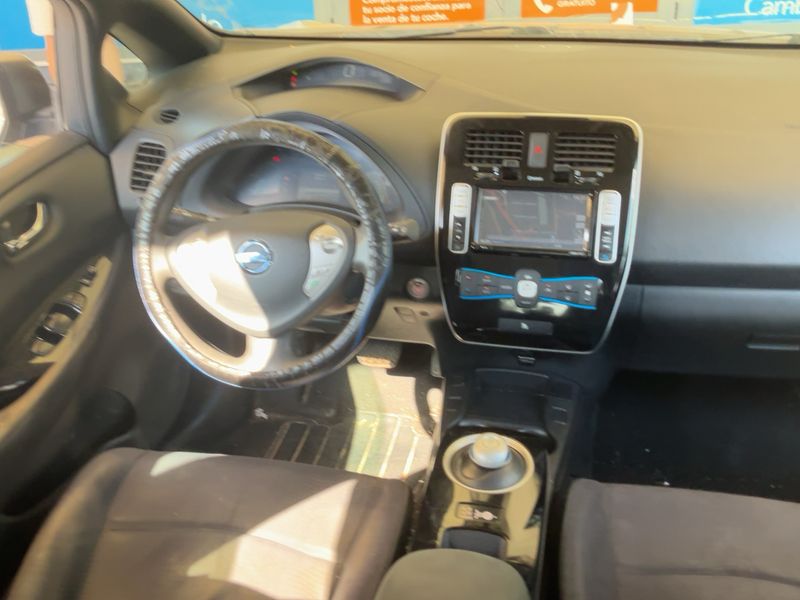Nissan Leaf electric drive 80 kW Basis 2015 – снимка 17