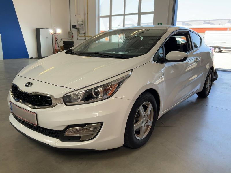 Kia pro_cee'd 1.4 Titan 2015 – снимка 1