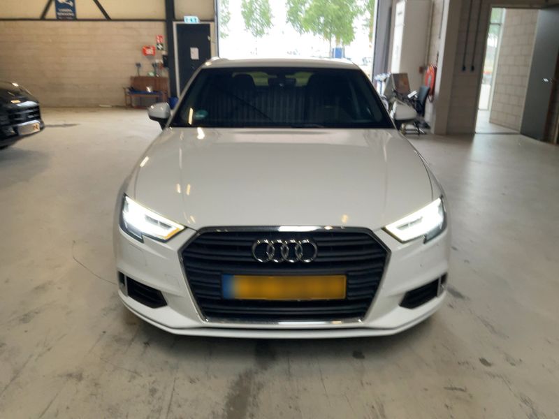 Audi A3 Limousine 1.0 TFSI Sport 2018 – снимка 14