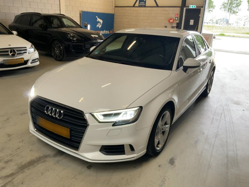 Audi A3 Limousine 1.0 TFSI Sport 2018 – снимка 1