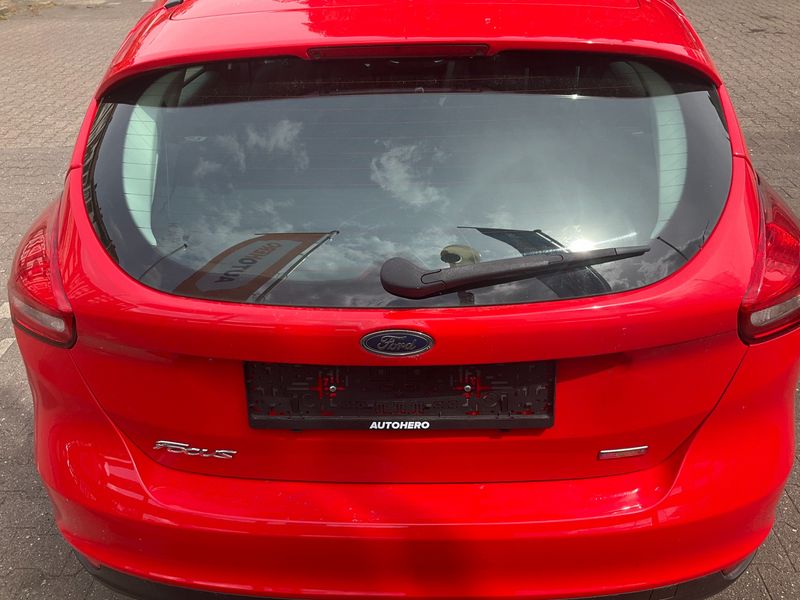 Ford Focus 1.0 EcoBoost Business 2015 – снимка 7