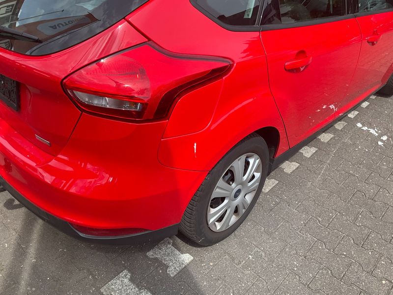 Ford Focus 1.0 EcoBoost Business 2015 – снимка 8