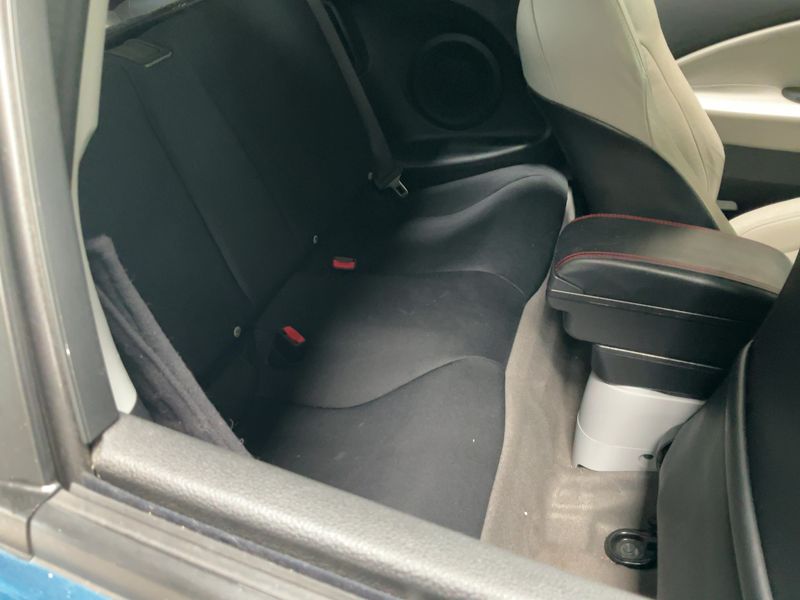 Honda CR-Z 1.5 Hybrid GT 2011 – снимка 19