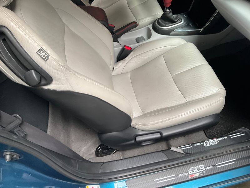 Honda CR-Z 1.5 Hybrid GT 2011 – снимка 29