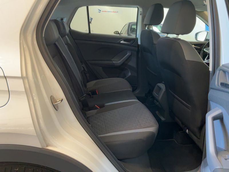 Volkswagen T-Cross 1.0 TSI Carat 2019 – снимка 19