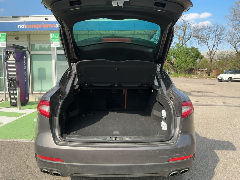 Maserati Levante 3.0 V6 Diesel 2019 – снимка 15