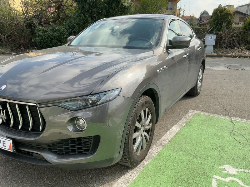 Maserati Levante 3.0 V6 Diesel 2019 – снимка 2