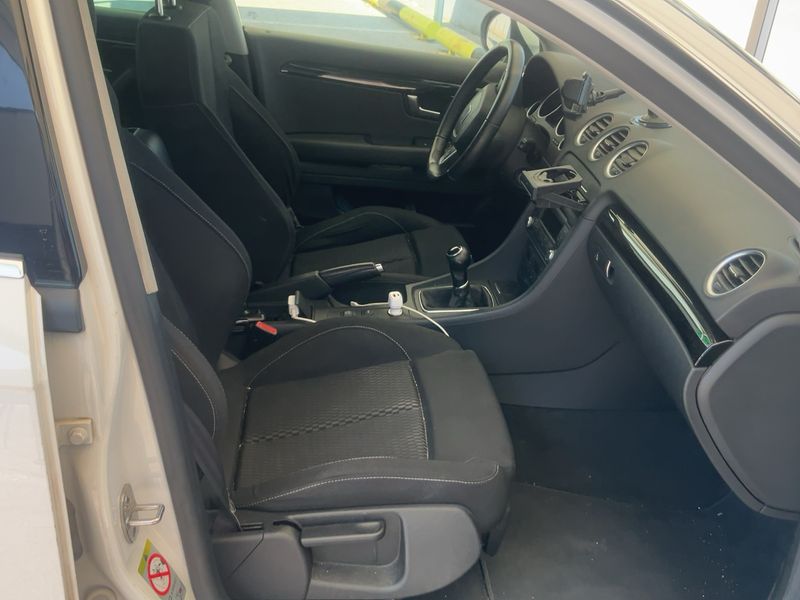 Seat Exeo 2.0 TDI Sport 2011 – снимка 16