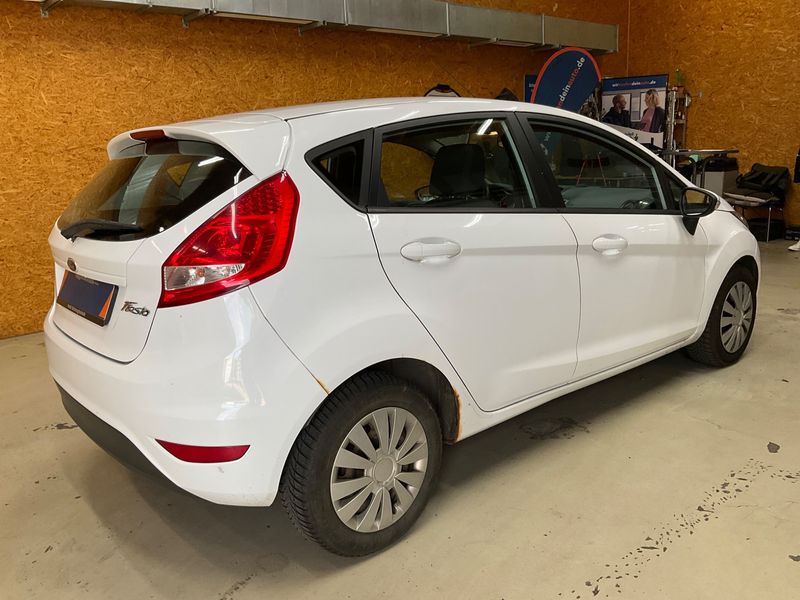 Ford Fiesta 1.25 Trend 2011 – снимка 2