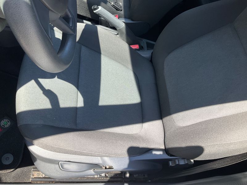 Skoda Fabia 1.0 MPI Red & Grey 2016 – снимка 29
