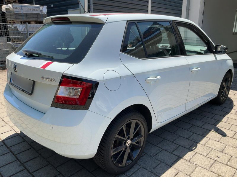 Skoda Fabia 1.0 MPI Red & Grey 2016 – снимка 8