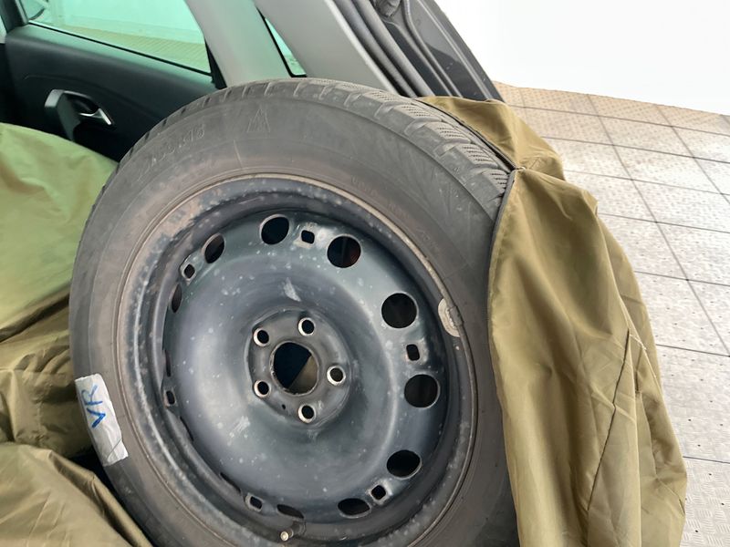 Volkswagen Polo 1.4 TDI Lounge BlueMotion Tech 2015 – снимка 15