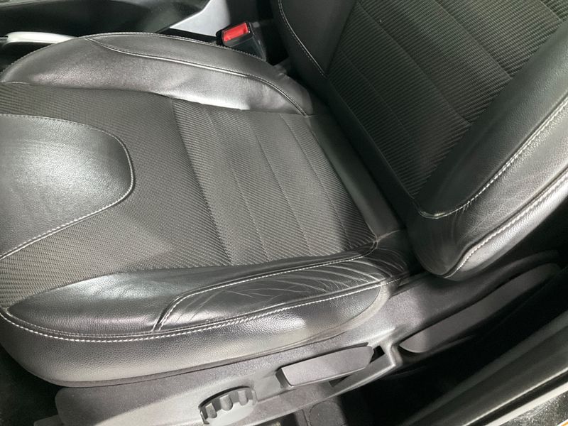 Ford Kuga 2.0 TDCi Individual 2014 – снимка 22