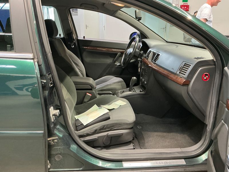Opel Vectra 2.2 DTI Elegance 2004 – снимка 3