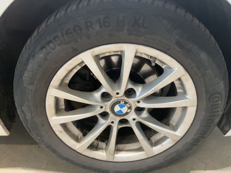 BMW 3er 318d Sport Line 2016 – снимка 11