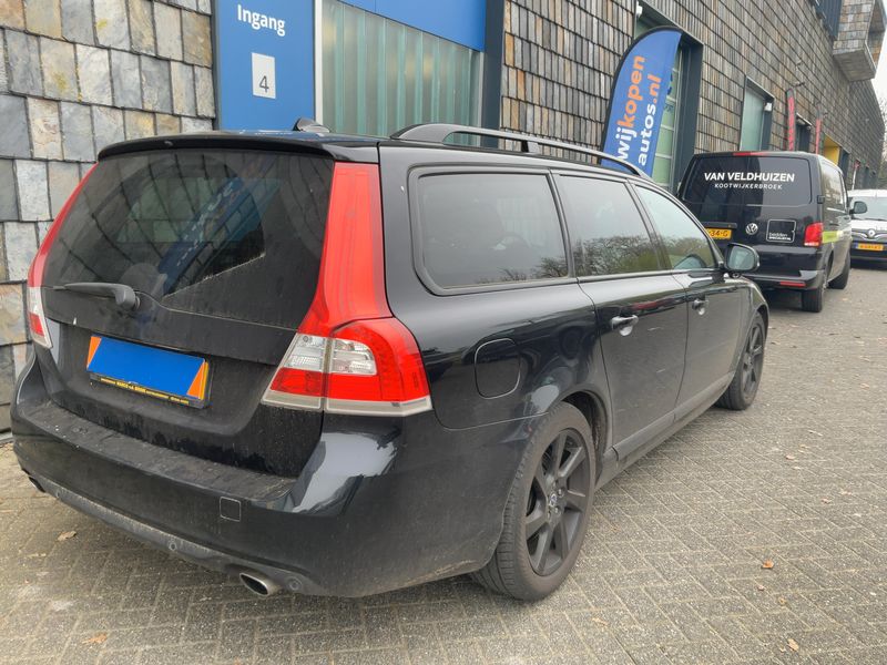 Volvo V70 2.0 D4 Black Edition 2014 – снимка 8
