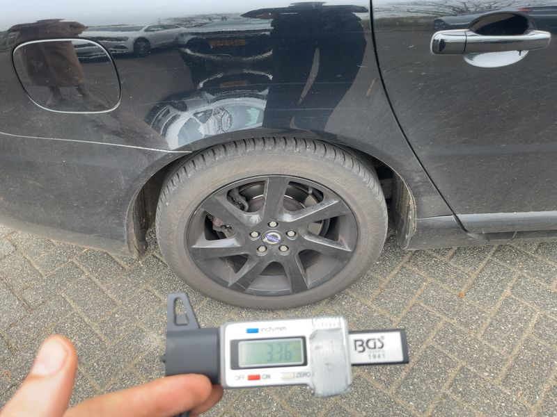 Volvo V70 2.0 D4 Black Edition 2014 – снимка 9