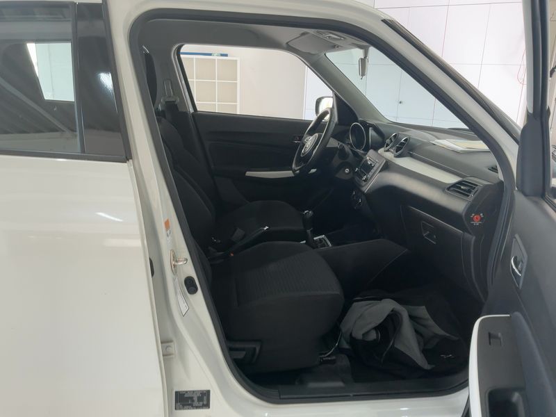 Suzuki Swift 1.2 DualJet Mild-Hybrid Clear 2024 – снимка 17